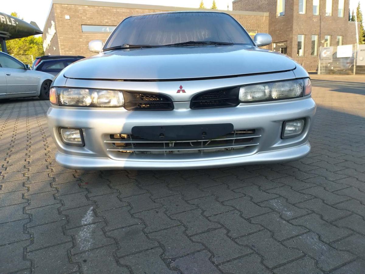Mitsubishi Galant E50 original Stoßstange Stossfänger vorn Silber A69F Bj.1995 Mitsubishi Galant E50 original Stoßstange Stossfänger vorn Silber A69F Bj.1995